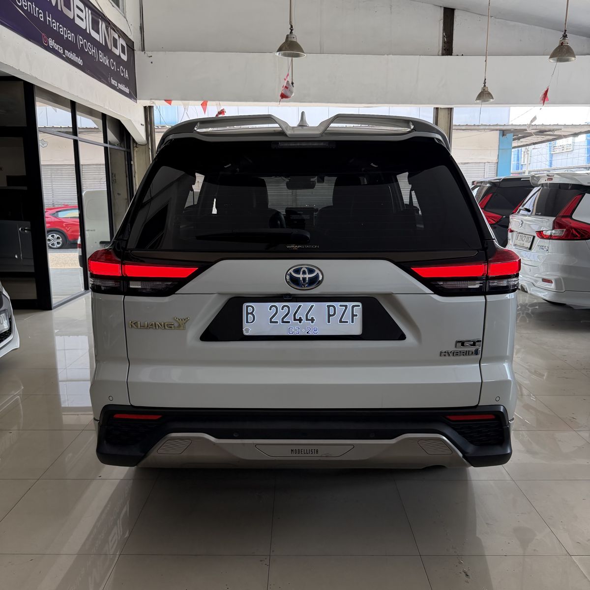 Toyota Zenyx Q Modelista CVT Putih 2023