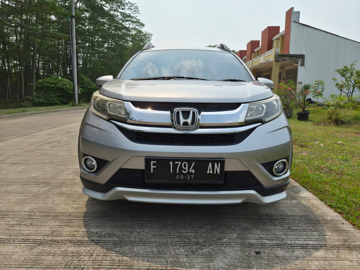 Honda BRV Prestige CVT Silver 2017