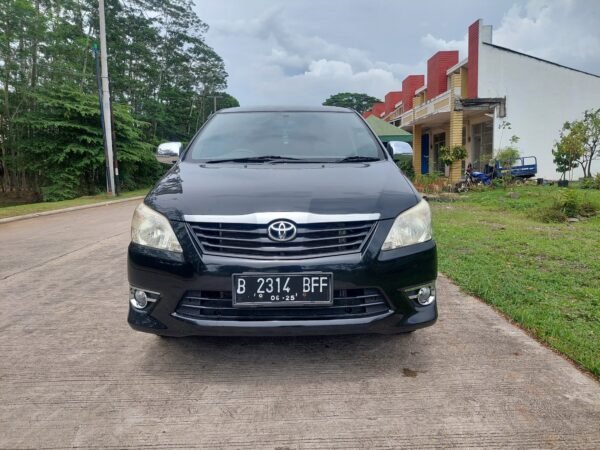 Jual Innova J 2.0 MT 2014 Hitam - B 2314 BFF - Gambar 9