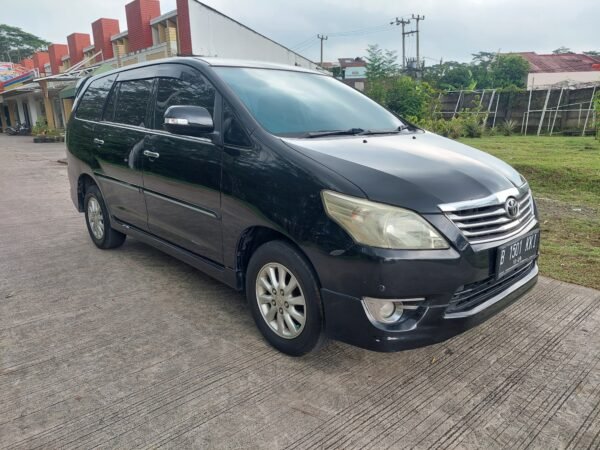Jual Innova V 2.0 MT 2011 Hitam - B 1501 KKI