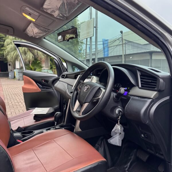 Jual Innova G 2.4 AT 2019 Silver - B 2045 BYY - Gambar 12