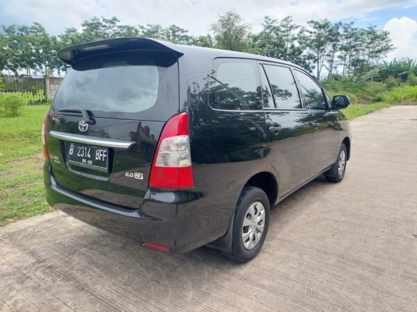 Jual Innova J 2.0 MT 2014 Hitam - B 2314 BFF - Gambar 11