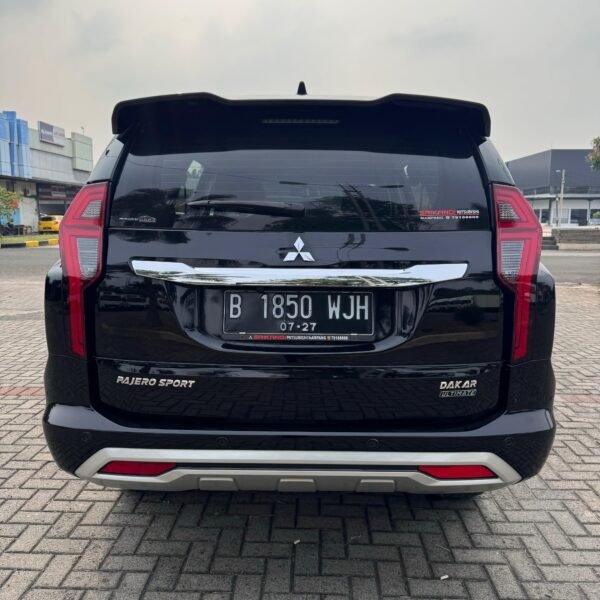 Jual Pajero Ultimate 4x2 AT 2022 Hitam - B 1850 WJH - Gambar 10