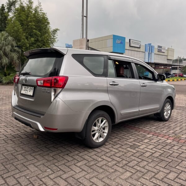 Jual Innova G 2.4 AT 2019 Silver - B 2045 BYY - Gambar 3