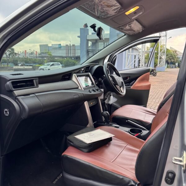 Jual Innova G 2.4 AT 2019 Silver - B 2045 BYY - Gambar 6