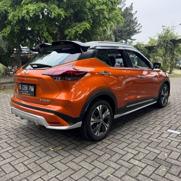Jual Nissan Kicks E Power Hybrid AT 2020 Oranye - B 2266 PKW - Gambar 12