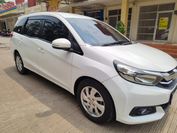 Jual Mobilio E CVT 2018 Putih - B 2788 UKS