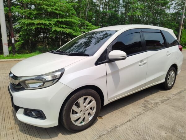 Jual Mobilio E CVT 2018 Putih - B 2788 UKS - Gambar 6