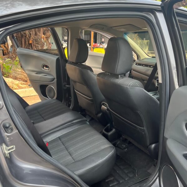 Jual HRV E CVT 2016 Abu - B 1808 UIB - Gambar 3