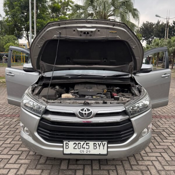 Jual Innova G 2.4 AT 2019 Silver - B 2045 BYY - Gambar 2