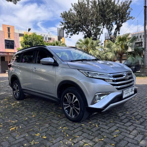 Jual Terios R MT 2018 Silver - B 2201 UKL