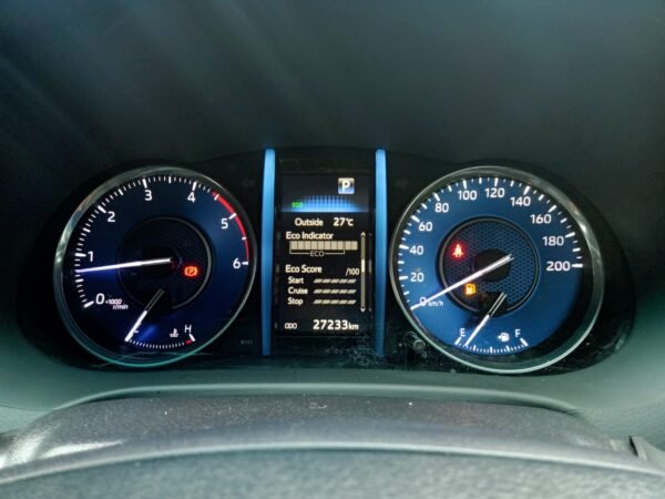 Jual Fortuner G 2.4 AT 2022 Hitam - B 1768 PJT - Gambar 2
