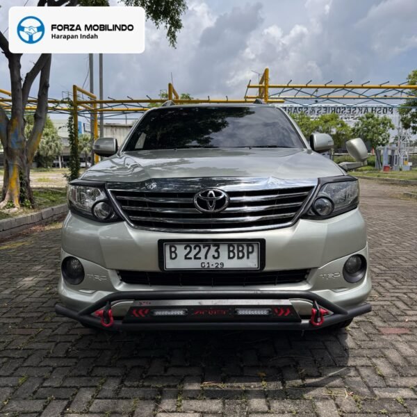 Jual Fortuner 2.7 2012 AT bensin Putih - B 2273 BBP - Gambar 3