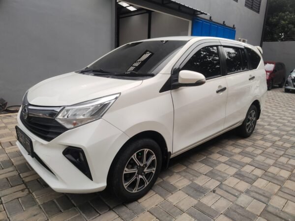 Jual Sigra R AT 2021 Putih - B 2030 FFT - Gambar 2
