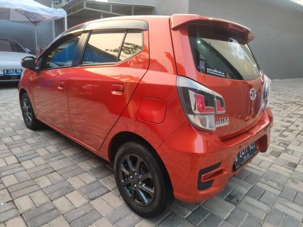 Jual Ayla X 1.2 AT 2021 Oranye - B 2477 KZI - Gambar 2