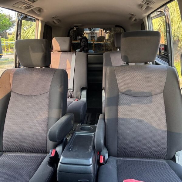 Jual Serena HWS AT 2013 Hitam - B 1371 SVM - Gambar 5